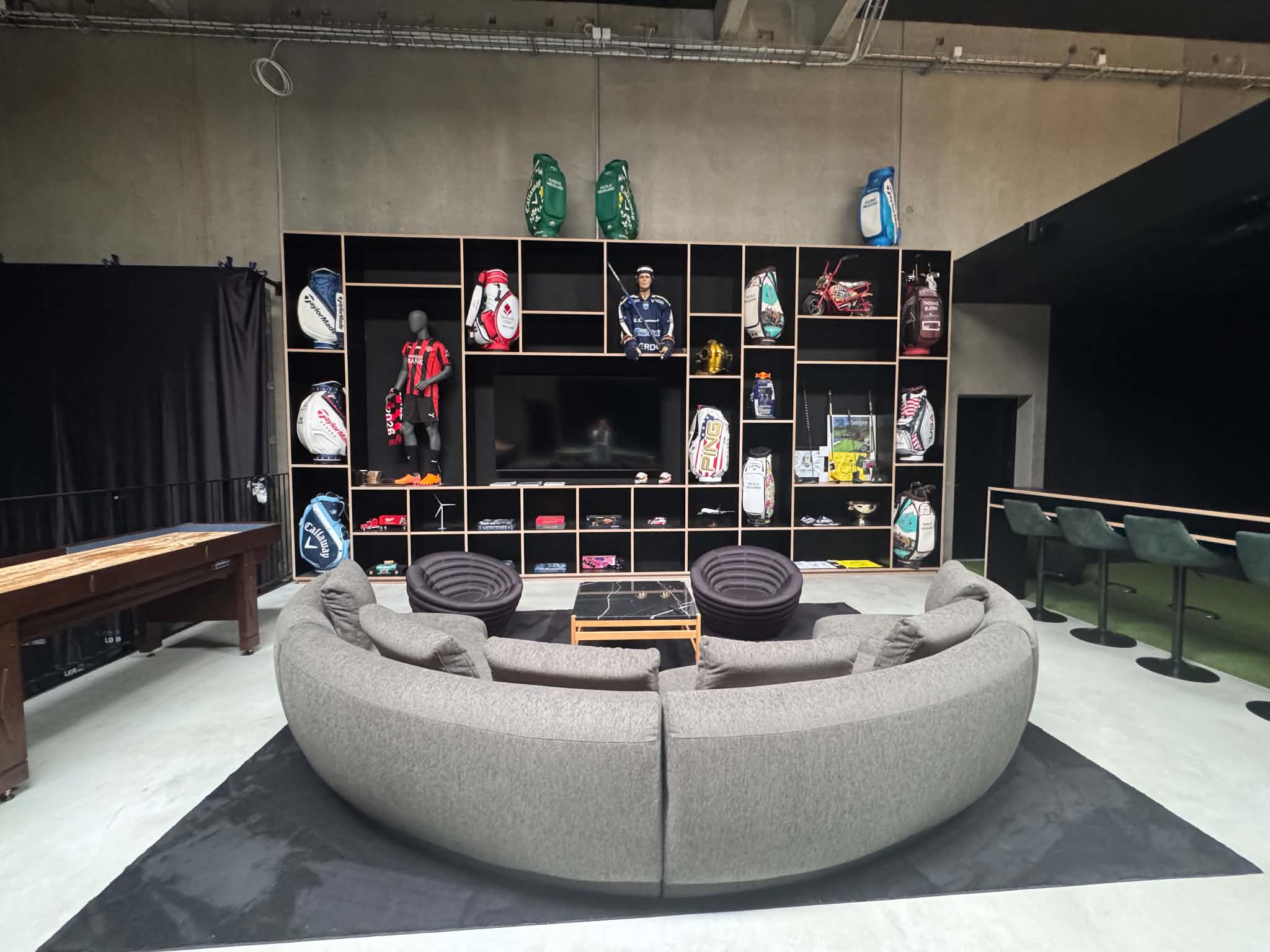 Bar og lounge